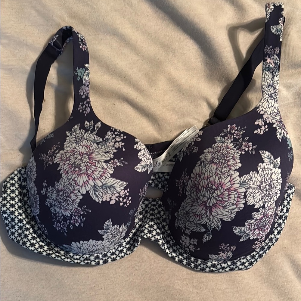 Soma Purple and White Lace Bra with Adjustable Straps
